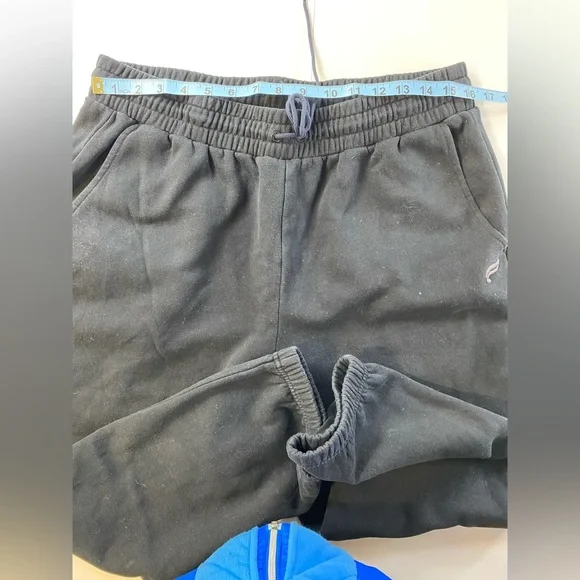 Fabletics Fleece black sweatpants - Picture 4 of 6